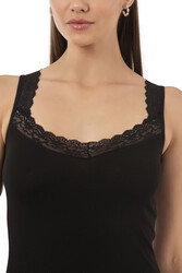 Özkan 0181 3'lü Paket %95 Pamuklu Likralı Süprem Kumaş Yakası Dantelli Esnek Rahat Kalın Askılı Atlet - Thumbnail