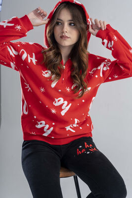 Kompedan 203033 Kadın Kırmızı Polar Kapüşonlu Yakası Fermuarlı Düşük Omuzlu Eşofman Pijama Takımı