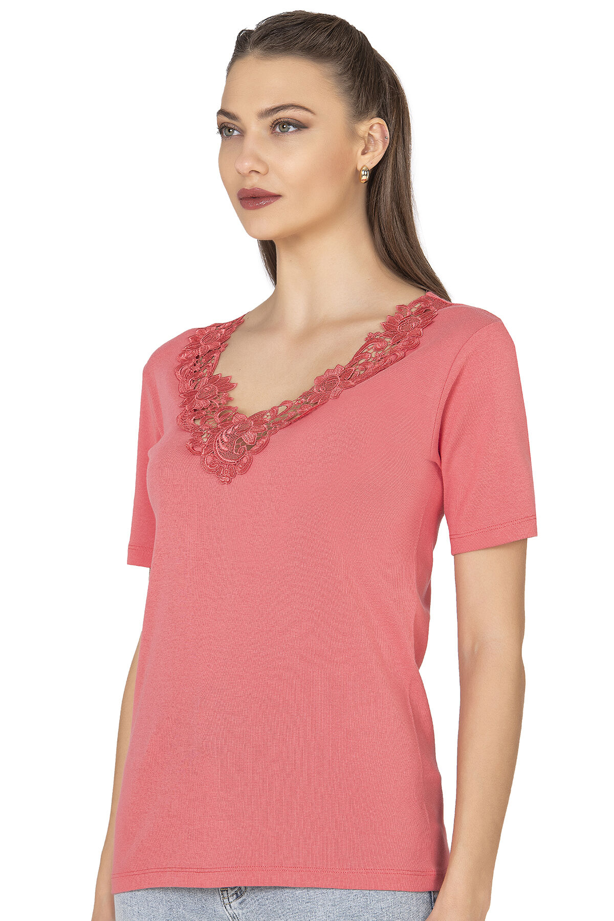 Özkan 2005 Kadın %100 Pamuklu Esnek Rahat Dantelli Güpürlü V Yaka Kısa Kollu Manolya Atlet Fanila