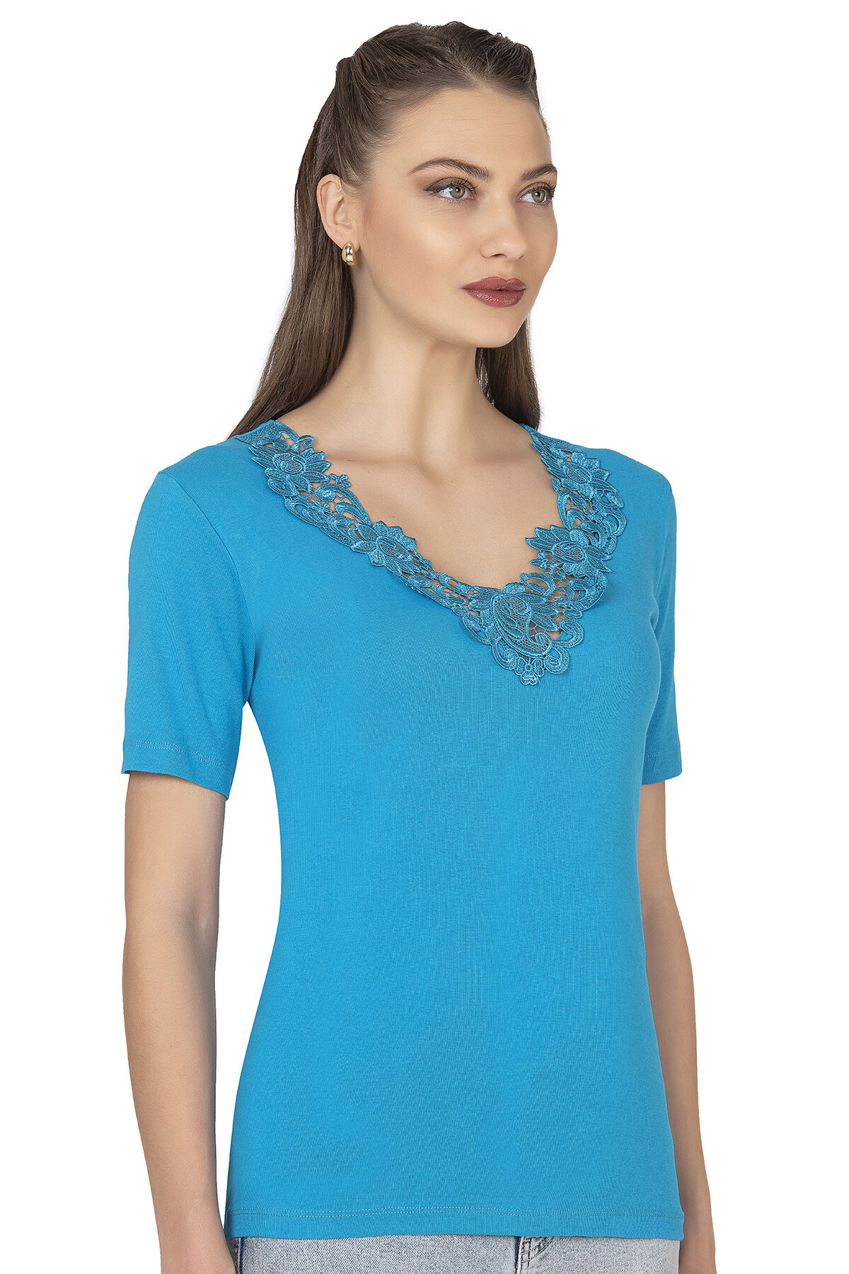 Özkan 2005 Kadın %100 Pamuklu Esnek Rahat Dantelli Güpürlü V Yaka Kısa Kollu Manolya Atlet Fanila