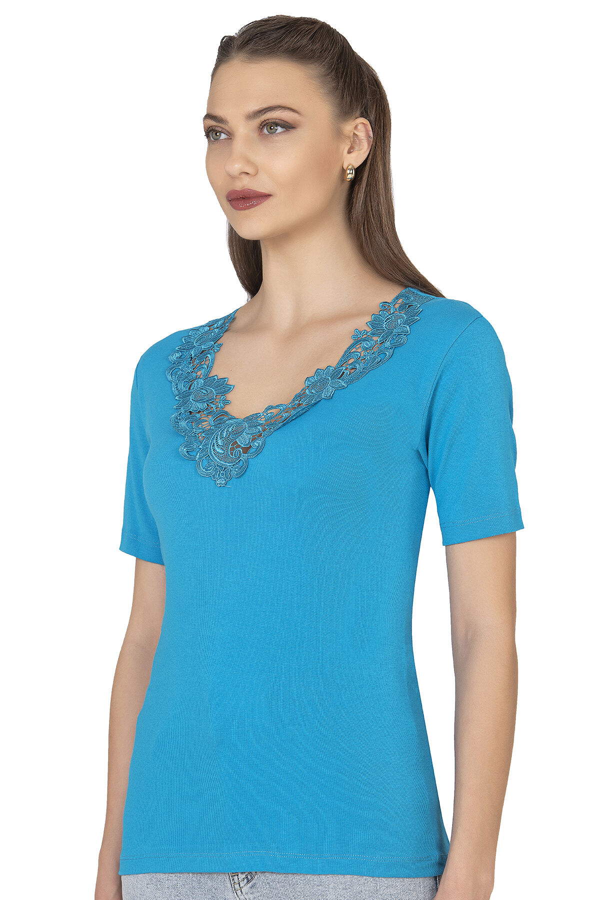 Özkan 2005 Kadın %100 Pamuklu Esnek Rahat Dantelli Güpürlü V Yaka Kısa Kollu Manolya Atlet Fanila