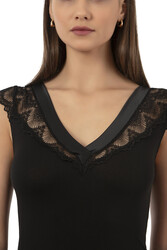 Özkan 25430 Kadın Pamuklu Modal Saten Esnek Rahat Yaka Dantelli Atlet - Thumbnail