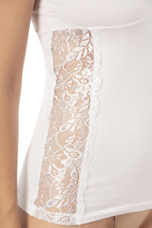 Özkan 25586 Kadın Pamuklu V Yaka Dantel Detaylı Kalın Askılı Süprem Atlet - Thumbnail