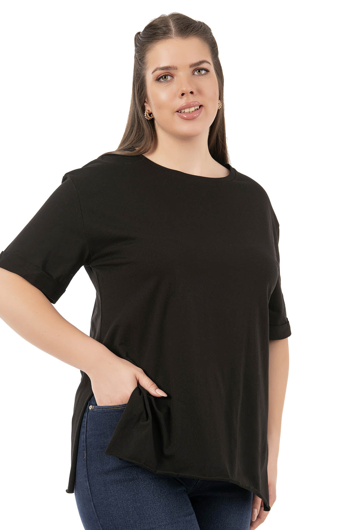 Özkan 27071 Kadın %100 Pamuklu Süprem Esnek Rahat Yuvarlak Yaka Yırtmaç Detaylı Büyük Beden Kısa Kollu T-shirt