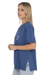 Özkan 27598 Kadın %100 Pamuklu Likrasız Süprem Penye Kumaş Kısa Kollu T-shirt Yırtmaç Detaylı Bisiklet Yaka - Thumbnail