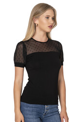 Özkan 27680 Kadın Premium Kumaş Ring Viskon Kısa Kollu T-Shirt Bluz Bisiklet Yaka Tül Detaylı - Thumbnail