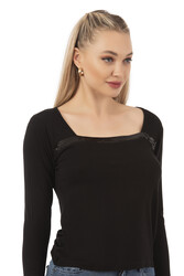 Özkan 7429 Kadın Worteks Viskon Kumaş Esnek Rahat Yakası Pul Nakışlı Uzun Kollu Bluz - Thumbnail