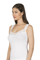 Özkan 0181 Kadın Pamuklu Likralı Süprem Kumaş Yakası Dantelli Esnek Rahat Kalın Askılı Atlet - Thumbnail