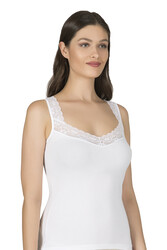 Özkan 0181 Kadın Pamuklu Likralı Süprem Kumaş Yakası Dantelli Esnek Rahat Kalın Askılı Atlet - Thumbnail