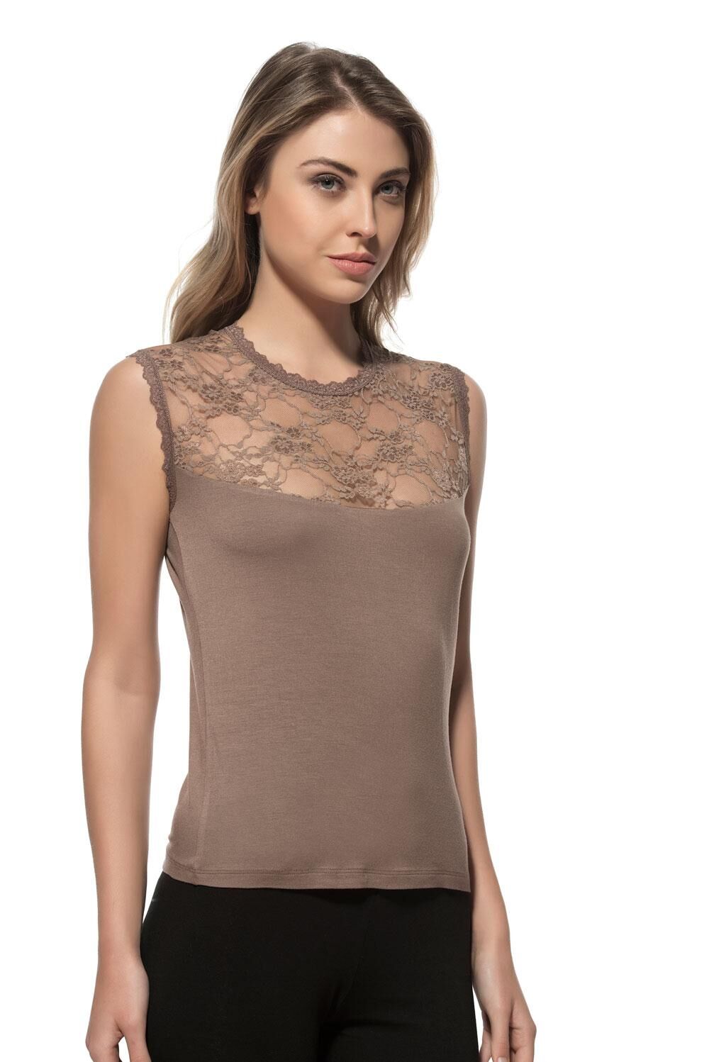 Özkan 7365 Kadın Premium Yumuşak Rahat Kumaş Viskon Dantel Detaylı Sıfır Kol Örme Bluz