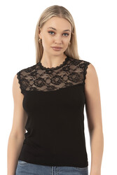 Özkan 7365 Kadın Premium Yumuşak Rahat Kumaş Viskon Dantel Detaylı Sıfır Kol Örme Bluz - Thumbnail