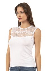 Özkan 7365 Kadın Premium Yumuşak Rahat Kumaş Viskon Dantel Detaylı Sıfır Kol Örme Bluz - Thumbnail