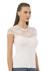 Özkan 7371 Kadın Premium Yumuşak Rahat Kumaş Viskon Dantel Detaylı Kısa Kollu Örme Bluz - Thumbnail
