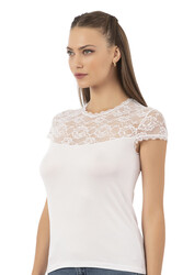 Özkan 7371 Kadın Premium Yumuşak Rahat Kumaş Viskon Dantel Detaylı Kısa Kollu Örme Bluz - Thumbnail