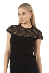 Özkan 7371 Kadın Premium Yumuşak Rahat Kumaş Viskon Dantel Detaylı Kısa Kollu Örme Bluz - Thumbnail