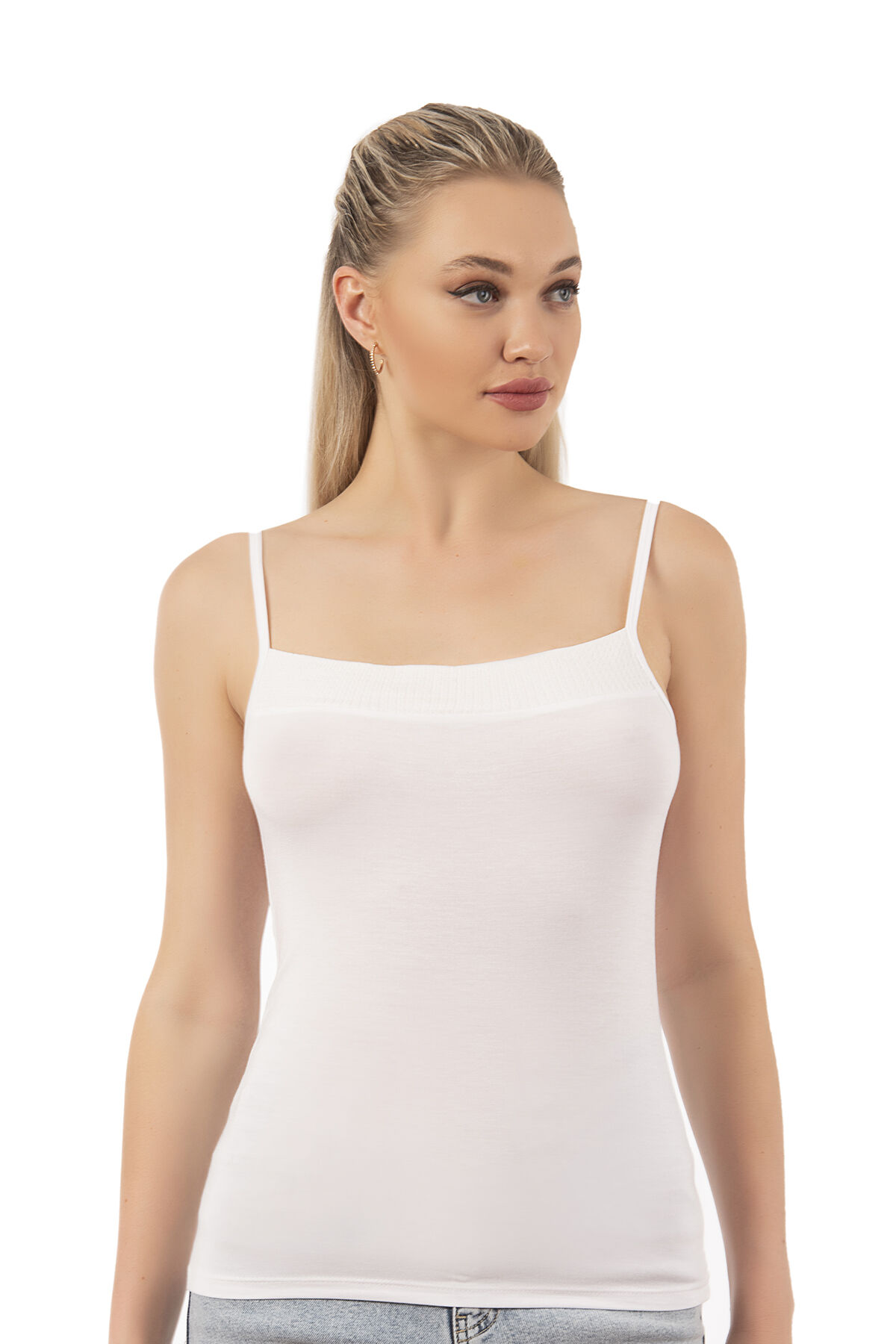 Özkan 2102 Kadın Viskon Kumaş Esnek Rahat İp Askılı Yakası Pul Detaylı Atlet