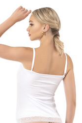 Özkan 22795 Kadın Pamuklu Modal Yakası ve Eteği Dantelli İnce Askılı Atlet - Thumbnail