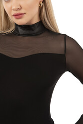 Özkan 20577 Kadın Viskon Yarım Balıkçı Yaka Tül Detaylı Esnek Rahat Uzun Kollu Kancalı Çıtçıtlı Body - Thumbnail